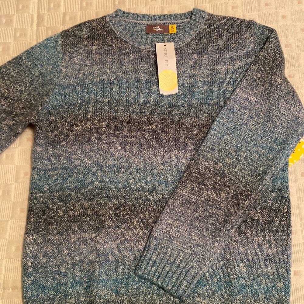 Rumi + Ryder - Cozy pullover blue sweater